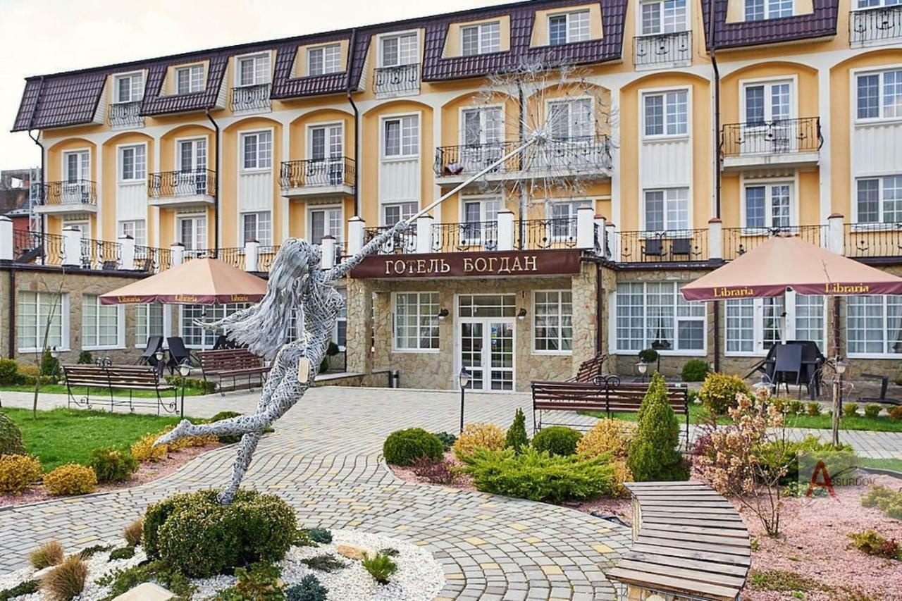Hotel Bogdan モルシン エクステリア 写真