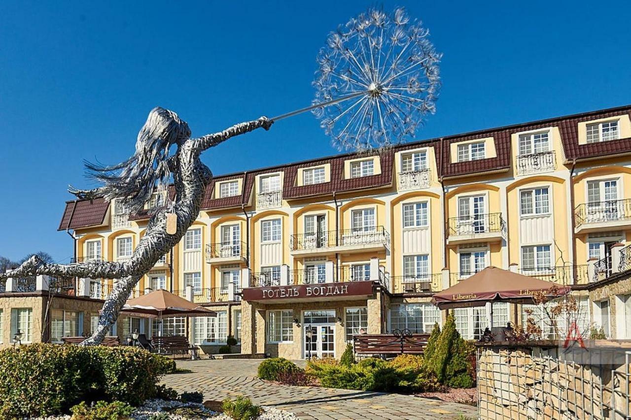 Hotel Bogdan モルシン エクステリア 写真