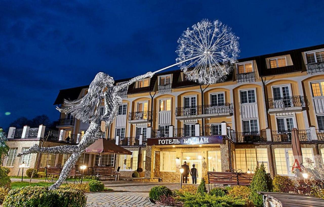 Hotel Bogdan モルシン エクステリア 写真